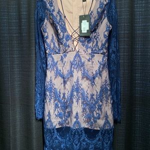 Eloquent detailed Sapphire laced dress